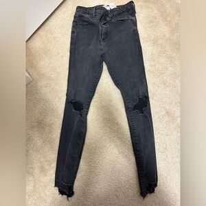 Women’s black 4/27 Abercrombie super skinny ankle high rise distressed Jean